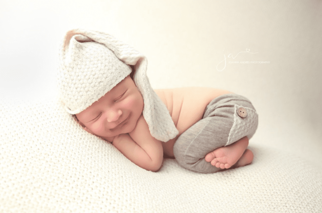 5 Tips on How to Keep Your Newborn Happy during Their Newborn Photo Session 6 Joanna Andres Photography Newborn Session 2